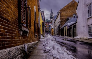 Leading Then, Falling Now, Canadian Real Estate ’s Downward Plung