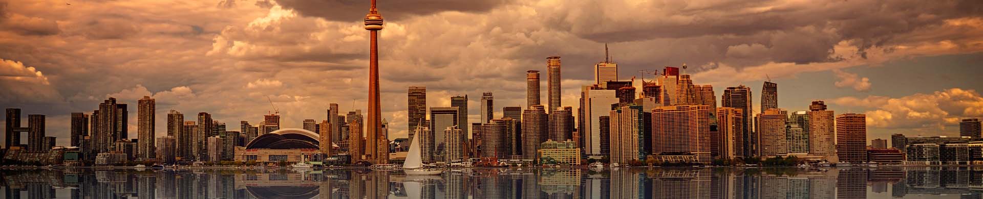 building-reflection-in-water